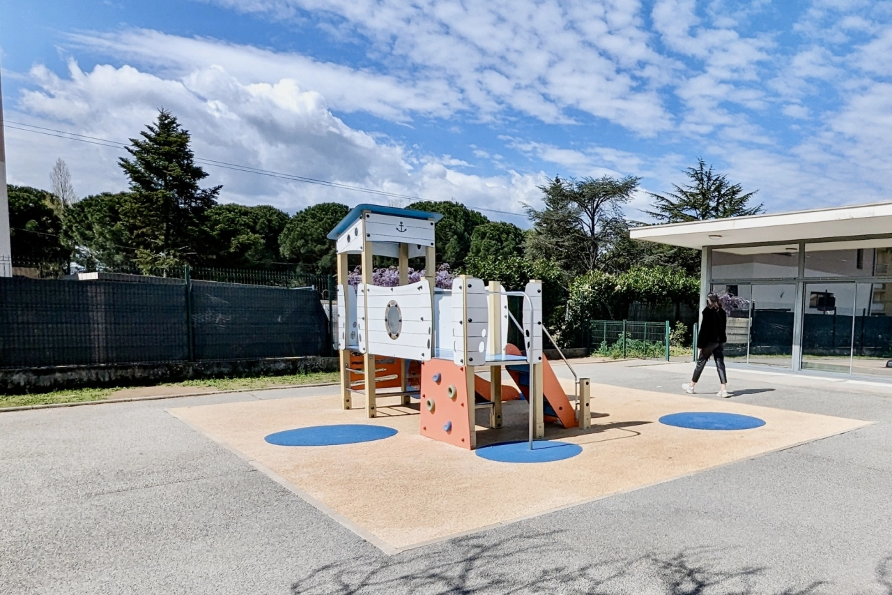 Illustration: Redéfinition d'une carte scolaire et programmation sommaire d'écoles