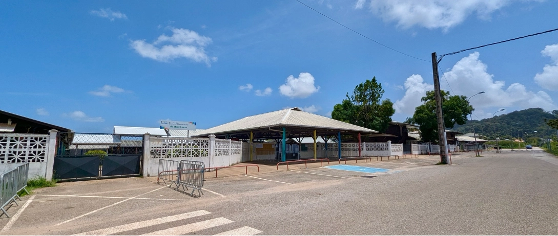 Illustration: Reconstruction de l'école de Mont Lucas 